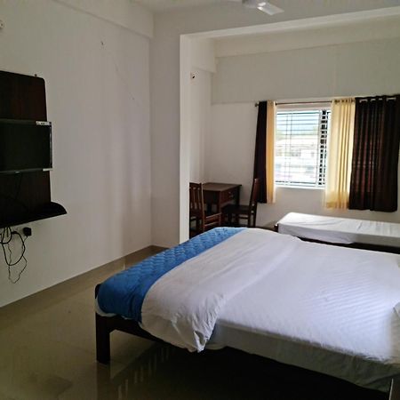 Hotel Blue Rays Bainduru Exterior photo